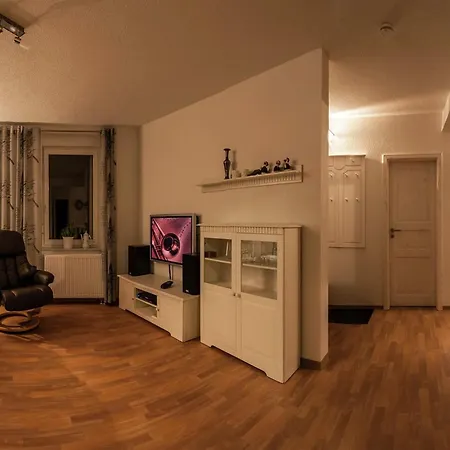 Modernes In Der Naehe Des Waldes In * Thale