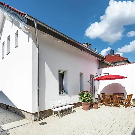 Bright In With Terrace Apartament