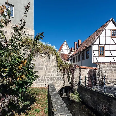 Bright In With Terrace ターレ